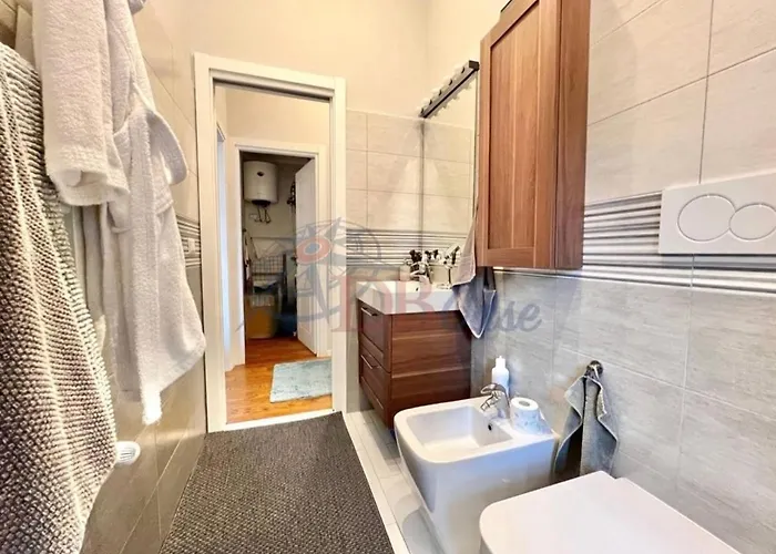 Archouse - Elegant A 10 Min Dal Colosseo Apartment *